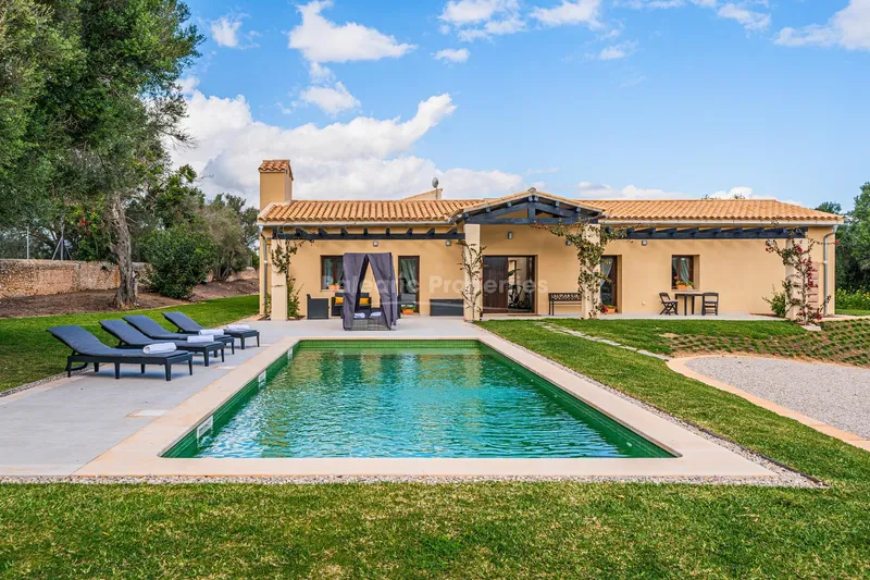 Immaculate eco country home for sale in Marratxí, South Mallorca — photo 1