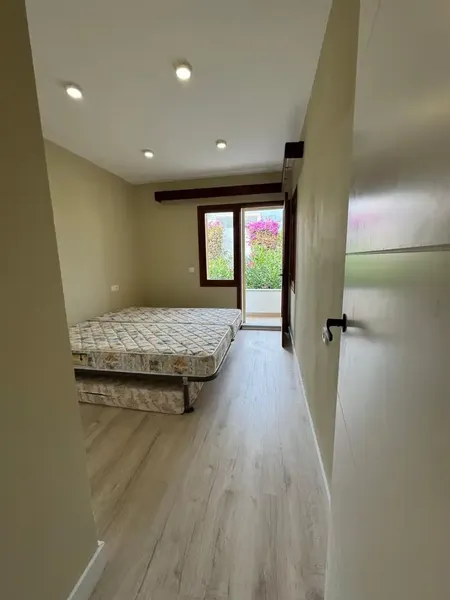 Reformed flat in Portocolom, facing the sea and a few steps from the beach, in a privileged location with pleasant views — photo 8