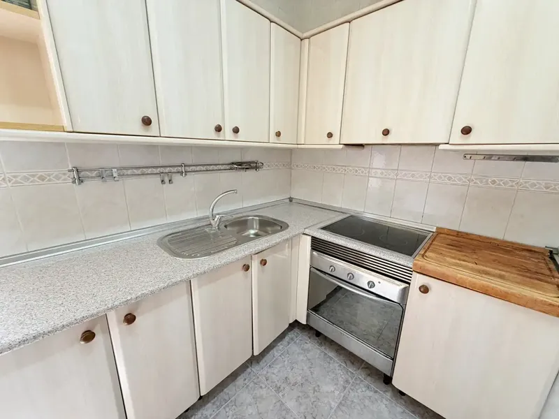 Opportunity! Ground floor apartment in Son Espanyolet, no free ceiling. — photo 11