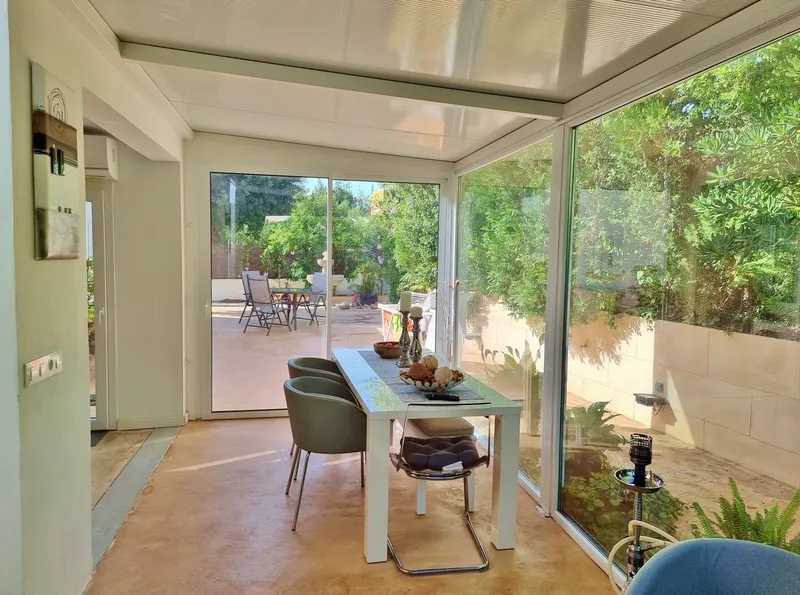 Port Verd: Bright, modern detached house with pool, roof terrace and sea access within walking distance — photo 4