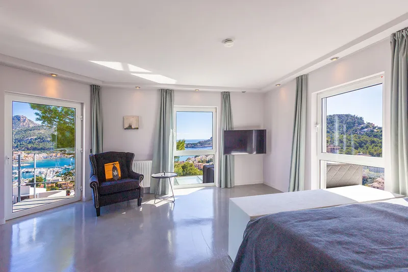 Montport: Spectacular villa in an exclusive location — photo 11