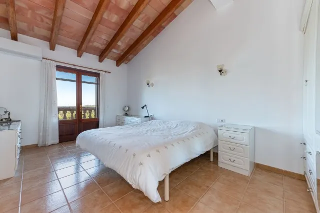 Mediterranean finca with panoramic views for sale in Felanitx, Southeast Mallorca — photo 9