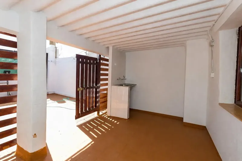 If you are looking for the tranquility and authenticity of living in the heart of Llucmajor, this single-family house offers the space and charm you need — photo 12