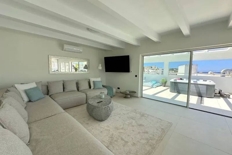 Exclusive Penthouse with Panoramic Views over the Bay of Santa Ponsa — photo 2