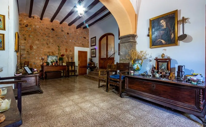 Large Mallorcan finca with land and views of Sóller — photo 2
