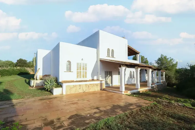 Independent chalet for sale of 297 m² located in the Diseminado de S'Horta, belonging to the municipality of Felanitx, on the island of Mallorca. — photo 4