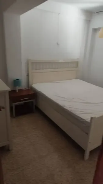4th floor apartment without lift, very good staircase, 4 bedrooms, bathroom, living-dining room with balcony, clear views, large kitchen with gallery — photo 10