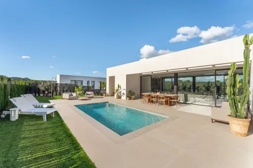 Cales de Mallorca, exclusive new build villa representative of luxury, tranquillity and Mediterranean quality of life near Cala Domingo. Ready for occupancy fall 2026 — photo 5