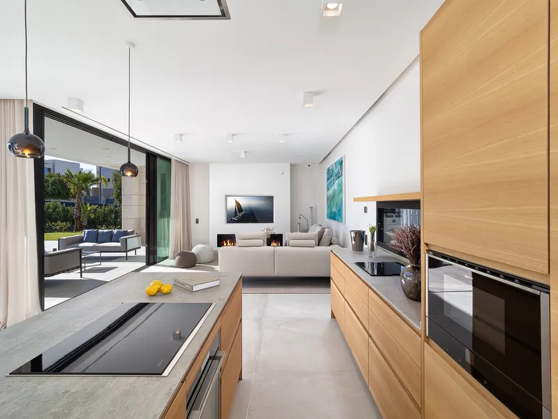 Newly built villa in exclusive development — photo 4