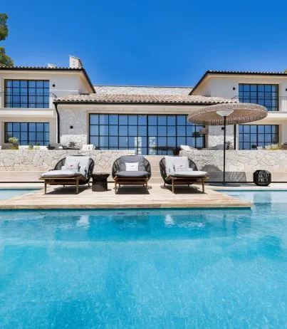 Exclusive villa with unbeatable sea views and large garden in old Bendinat — photo 1