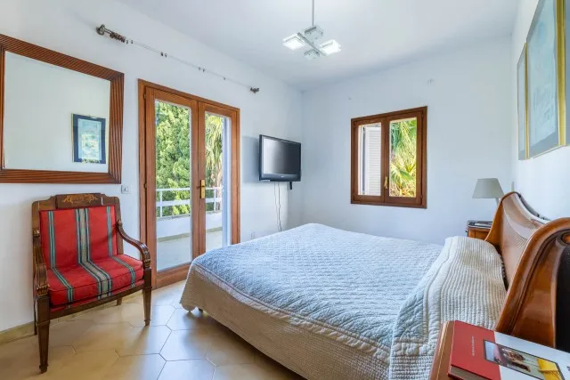 Semi-detached villa with community pool for sale in Puerto Pollensa, Mallorca — photo 11