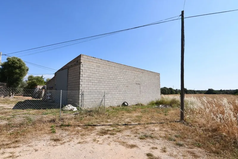 Plot with an existing building of 240m2 on the outskirts of Ses Salines — photo 4