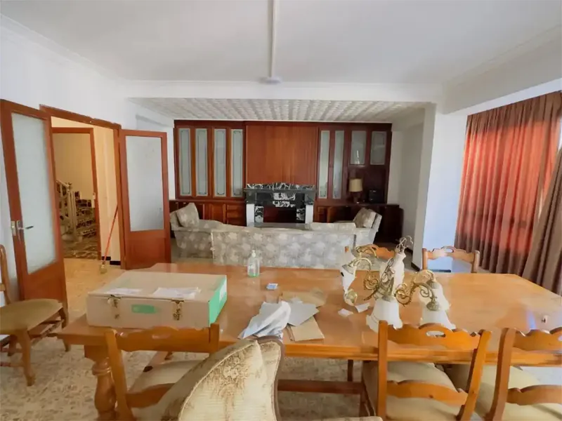 Edificio completo en venta en Mallorca – Zona estratégica con alto potencial — photo 2