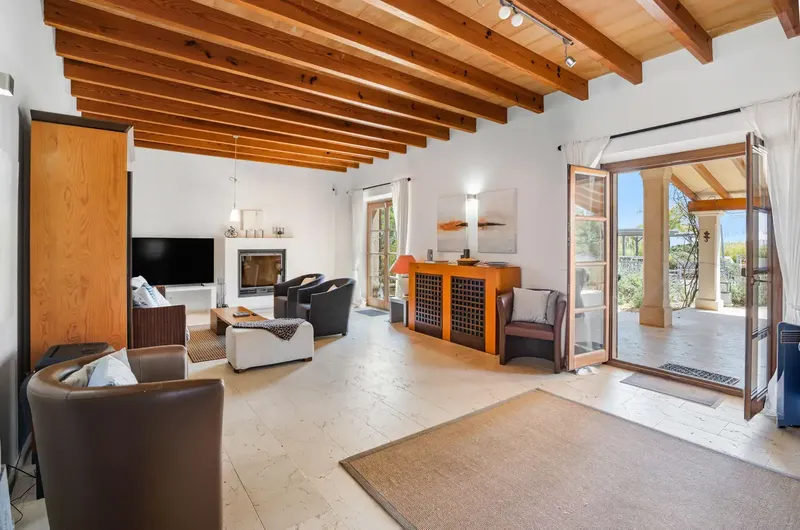Dream Mediterranean Retreat with Idyllic Garden, ETV License and Fantastic Sea and Mountain Views — photo 10