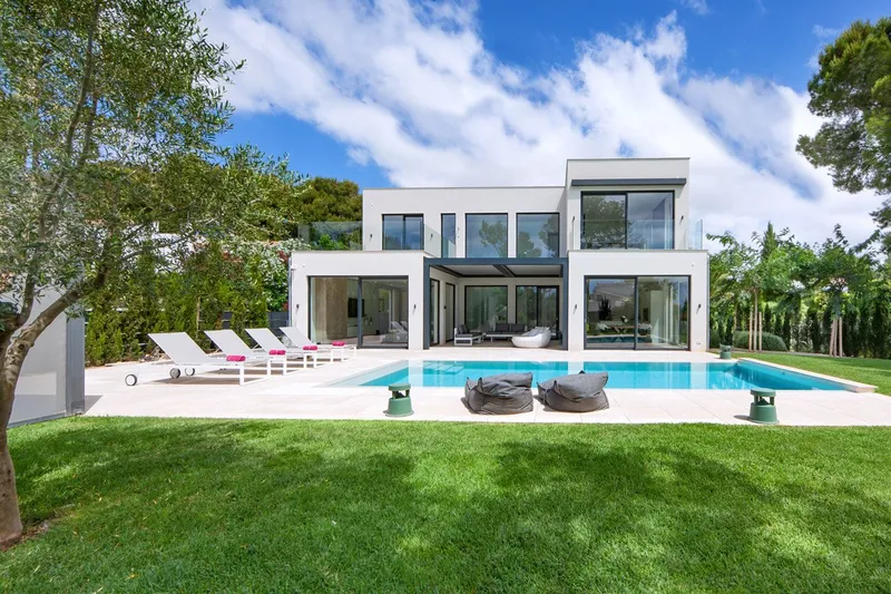 New luxury villa for sale in Sol de Mallorca — photo 3
