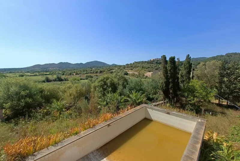 Estate of 140,000 square meters of land with dwelling — photo 3