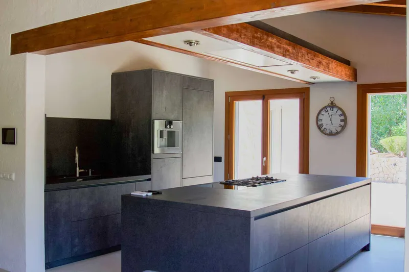 Exclusive finca in Artà with saltwater infinity pool, ETV license and panoramic views — photo 12