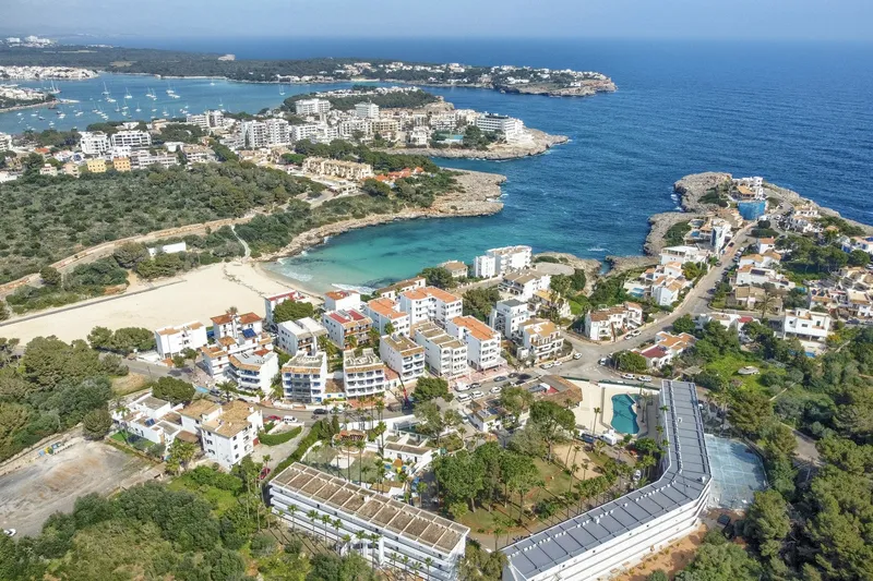 Apartment in Portocolom - sunny communal pool with terrace — photo 6