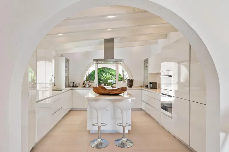 Mediterranean villa with breathtaking sea views on La Mola — photo 10