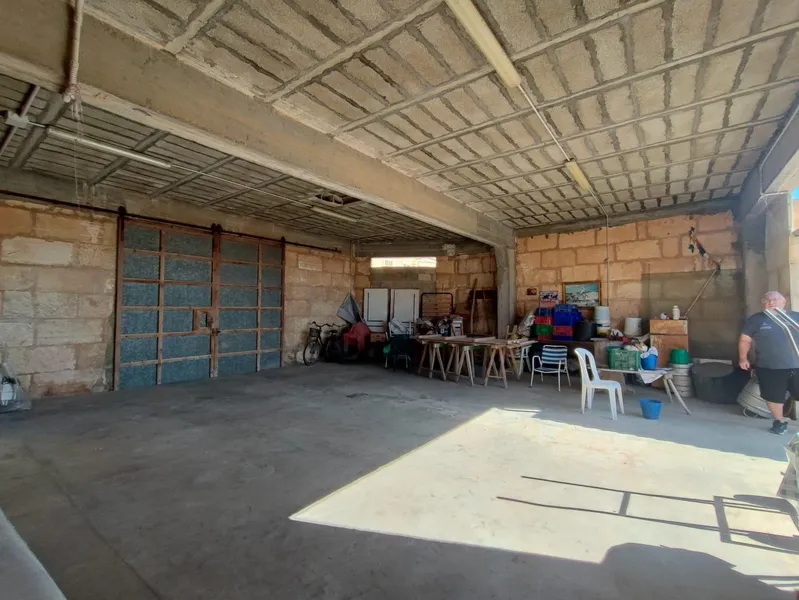 Buildable Urban Plot in the Center of Campos – Great Investment Opportunity — photo 4