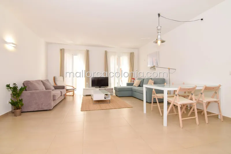 Apartment in Colònia de Sant Pere — photo 1