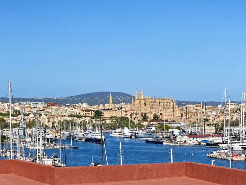 Ref 2122; Spectacular penthouse with private terrace in Palma, El Terreno, for rent — photo 4