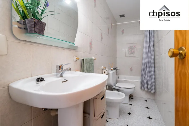 House in Palma de Mallorca (El Fortí) with 140 m² built surface, 205 m² plot, 3 bedrooms, 2 bathrooms — photo 5