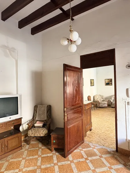 Property to renovate: make your dream of having a beautiful house in the heart of Campos come true — photo 8