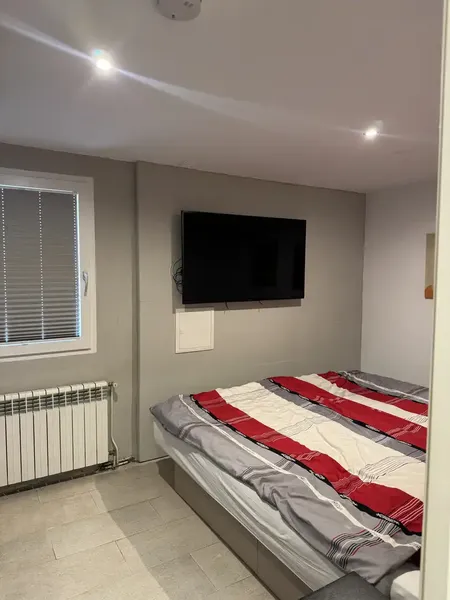 Spectacular 157 m² home fully renovated and ready to move into, distributed over two floors, with spacious areas, terrace — photo 10