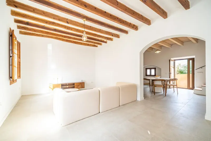 Gestpropiedad presents this Mallorcan-style house in Capdepera, a property in Mallorca managed by our real estate agency. Completely — photo 8
