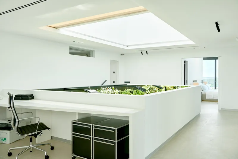 State-of-the-art villa with stunning sea views, overlooking the bay of Santa Ponsa — photo 11