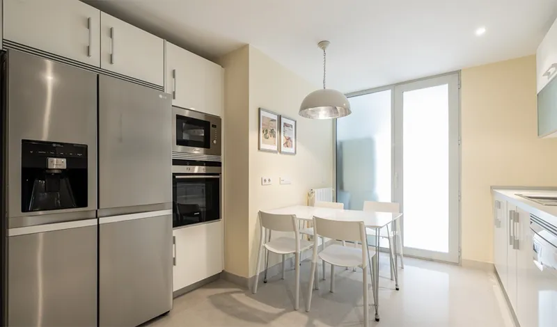 Spacious 3-bedroom apartment in the Floresta de Mar complex with pools and gardens in Sol de Mallorca — photo 11