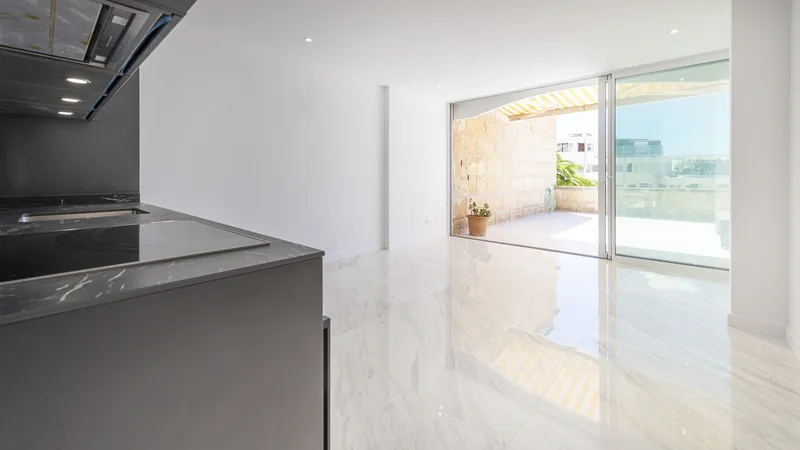 Renovated luxury apartment in Puerto Portals with fantastic sea views — photo 7