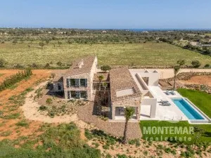 Mediterranean and high-quality natural stone finca for sale in Santanyí — photo 1