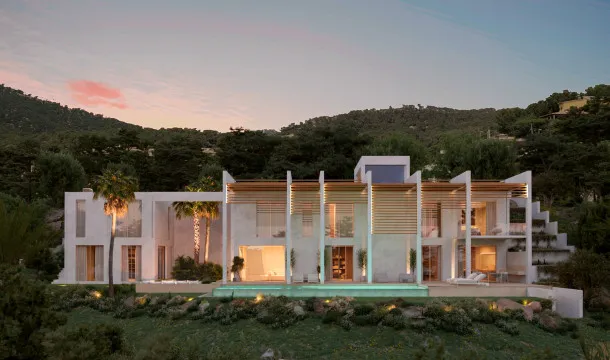 Home in harmony with the mountain, Camp de Mar — photo 3