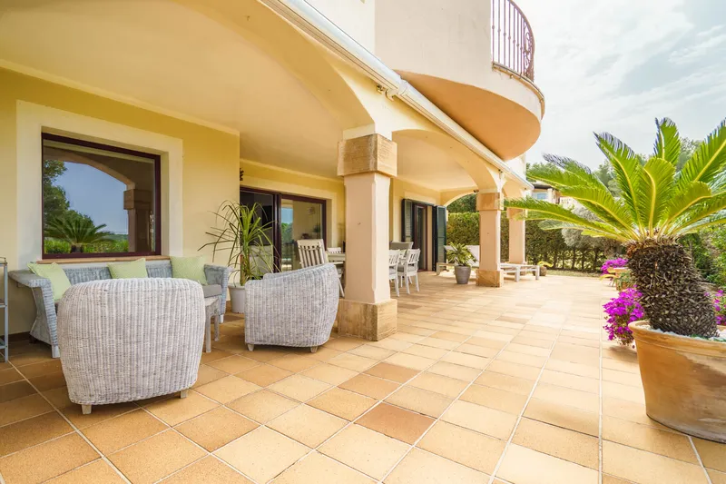 Elegant garden apartment in Santa Ponsa with golf course views — photo 7