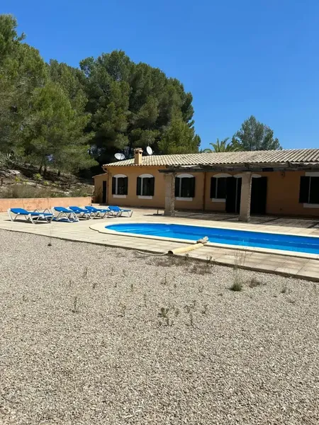 Fabulous property located on the Capdella road, an independent villa, surrounded by natural landscapes and incredible mountains — photo 2