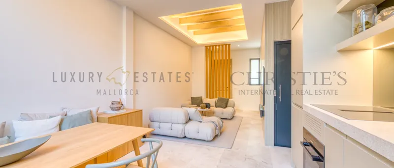 Modern townhouse in Santa Catalina in Palma with pool — photo 3