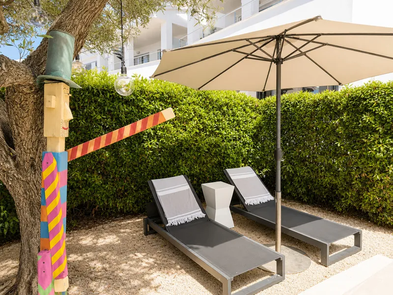 La Mola—Stylish Apartment with a Garden, Chill-Out Area, and Stunning Ocean Views — photo 12