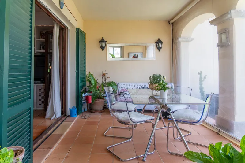 Ground floor with private terrace — photo 5