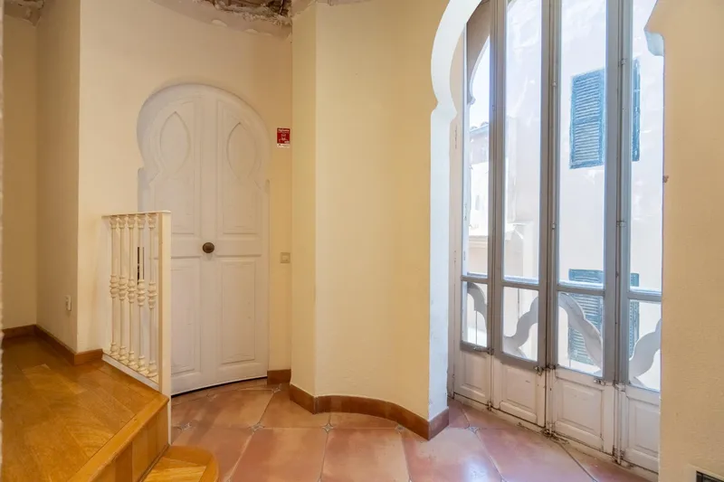 A charming duplex in the historic district — photo 3