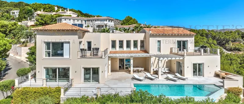 Modern Mediterranean villa in Port Andratx with panoramic sea views — photo 7