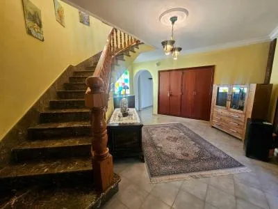 Villa - Palma de Mallorca (Ses Cadenes-Arenal), Built Surface 346 m², Plot Surface 800 m², 6 Bedrooms, 2... — photo 3