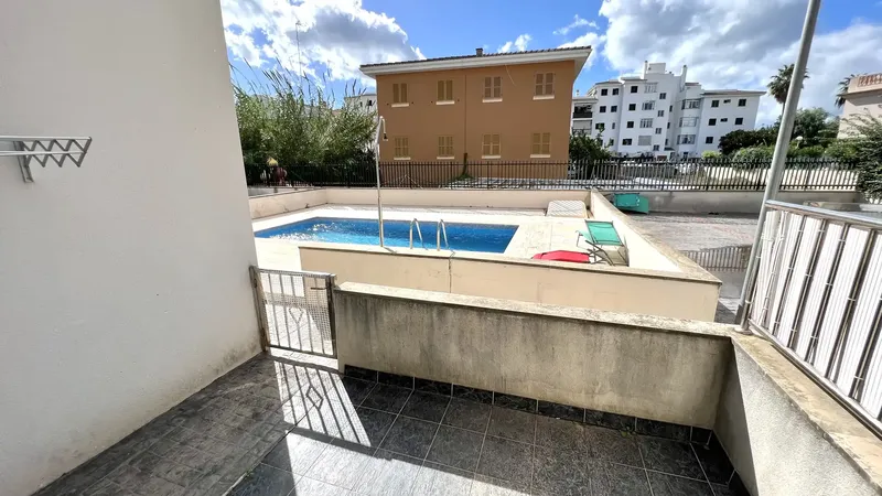 Discover your new home in the charming Port of Alcudia! This semi-detached chalet is a gem just 300 meters from the beach, ideal for enjoying — photo 8