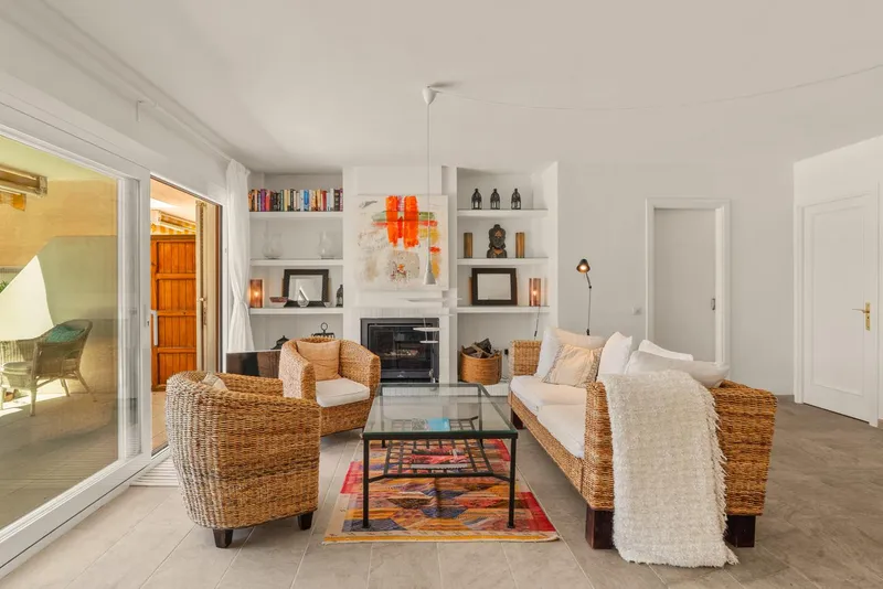 Spacious and Comfortable Double Apartment in Camp de Mar — photo 7