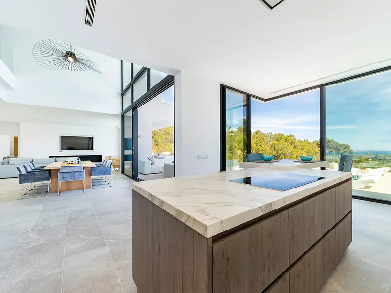 Modern Villa with Ocean Views in Son Vida — photo 11