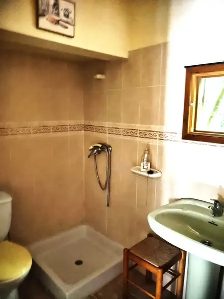 Beautiful finca in Sa Pobla, with 3300 m2, and house of 56 m2, with 1 bedroom, bathroom, living-dining room with fireplace, and kitchen, no electricity, works — photo 12
