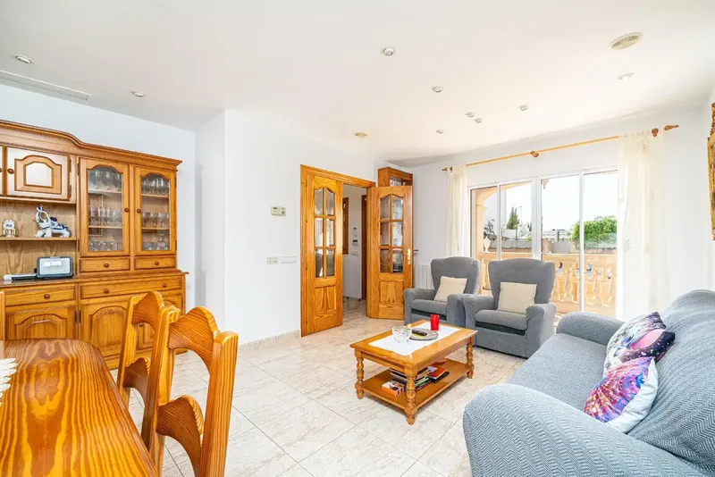 We present exclusively this magnificent property, located in the sought-after area of Son Peretó, in Palma de Mallorca. A privileged location — photo 12