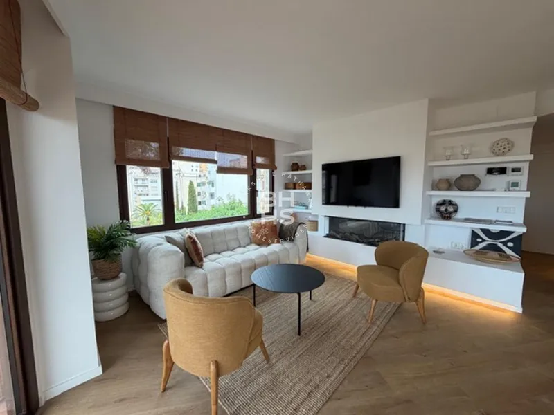Apartment to rent in Santa Catalina — photo 1
