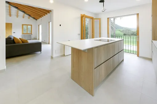 Pollensa, modernized finca with mountain views, pool and rental license, near the old town of Pollensa — photo 7